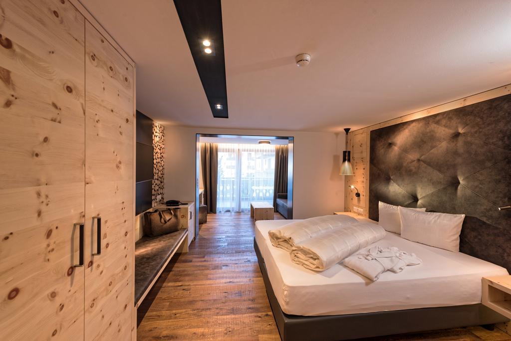 Hotel Des Alpes Samnaun Εξωτερικό φωτογραφία